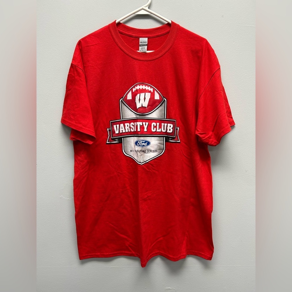 Red "Varsity Club" UW-Wisconsin T-Shirt